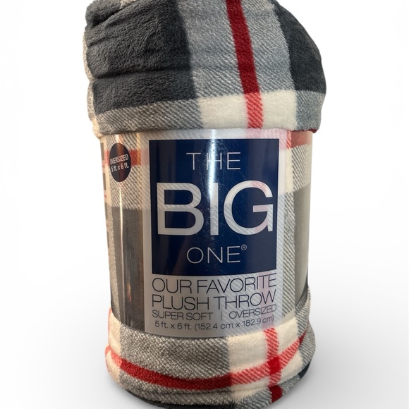 The Big One | Bedding | New The Big One Gray And Red Plaid Plush Throw ...